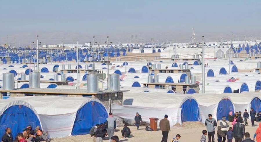 ئاوارەكان لەنێو كەمپەكان دەنگ دەدەن