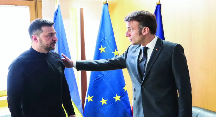 ماكرۆن پێشوازی لە زیلنسكی دەكات