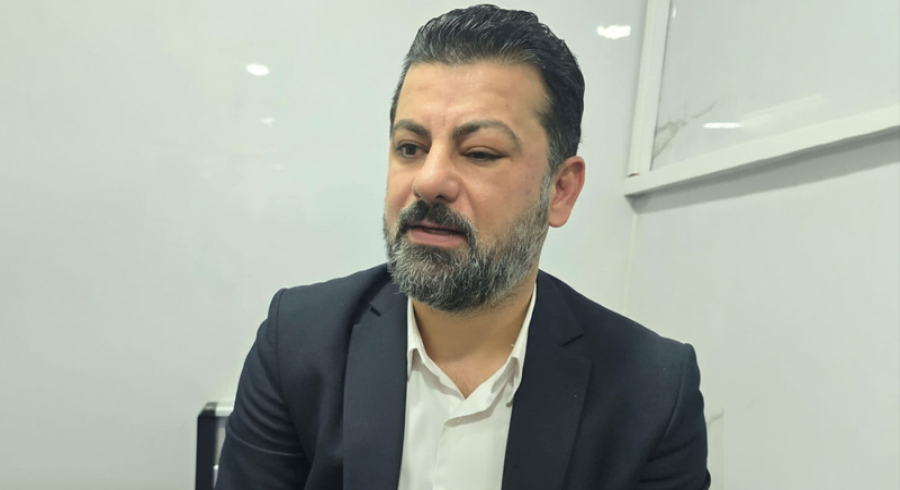 لێدان و تورەکەی ڕەش