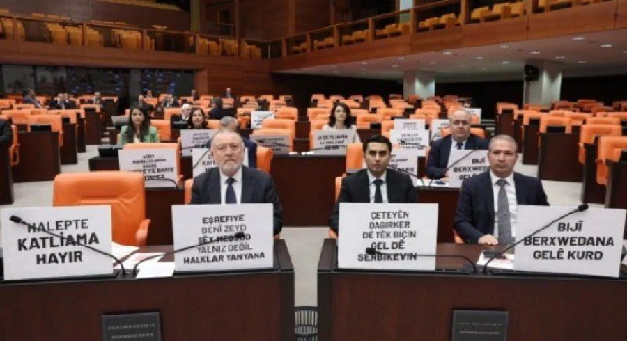 ناڕەزایەتی پەرلەمانتاران لە ناو پەرلەمانی تورکیا دژی هێرشەکانی سەر شێخ مەقسوود و ئەشرەفییە