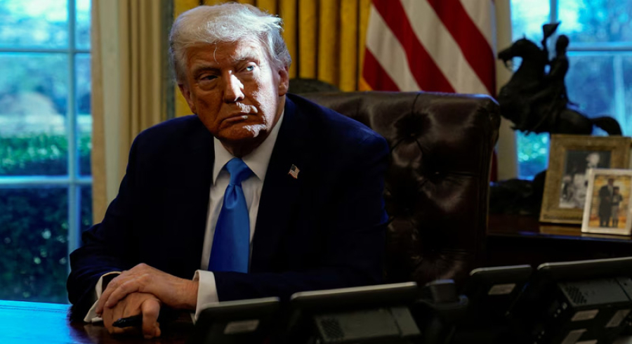 ئەگەری شەڕ دژ بە ئێران ئیدارەی ترەمپی بەش كردووە