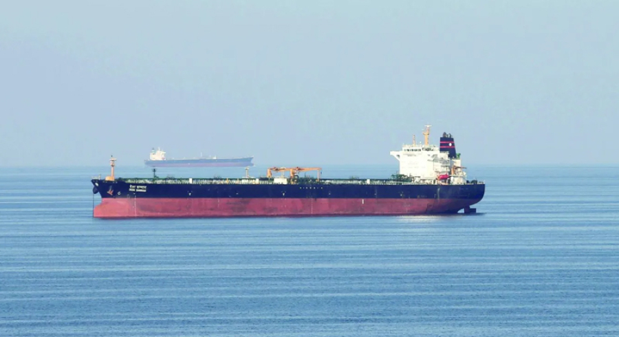 سەرەڕای گەمارۆکانی ئەمریکا کەشتییەکی نەوتهەڵگری چینی لە گەرووی هورمز تێپەڕبوو