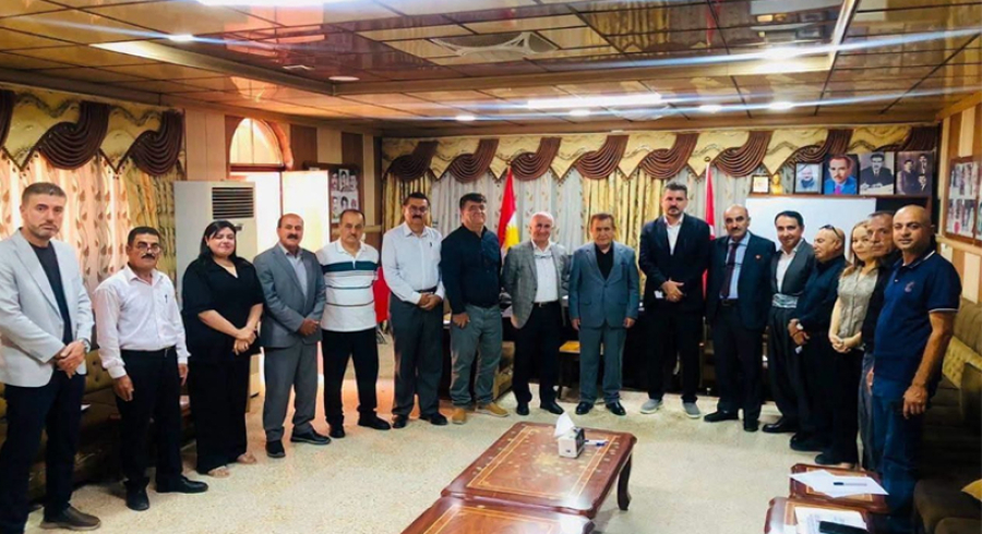  سکرتێری کۆمیتەی ناوەندی  حیزبی شیوعی کوردستان و شاندێکی یاوەری مەڵبەندی نەینەوای بەسەر کردەوە لە شێخان