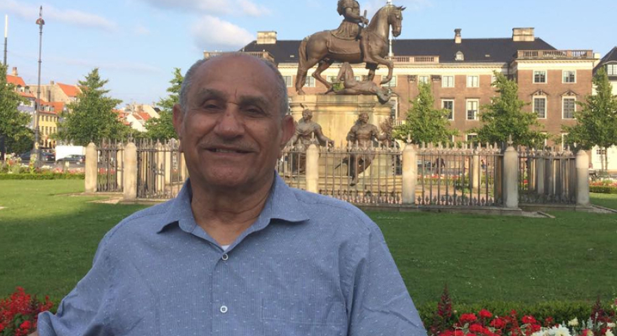 چـیرۆک بـۆ منـداڵان..  یەکـەم دیـداری خـۆر و زەوی و مانـگ