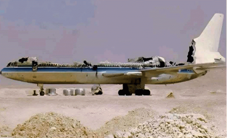 تاكە فڕۆكە كە بە سەلامەتی نیشتەوەو بەبێ‌ ئەوەی یەك كەس رزگاری بێت